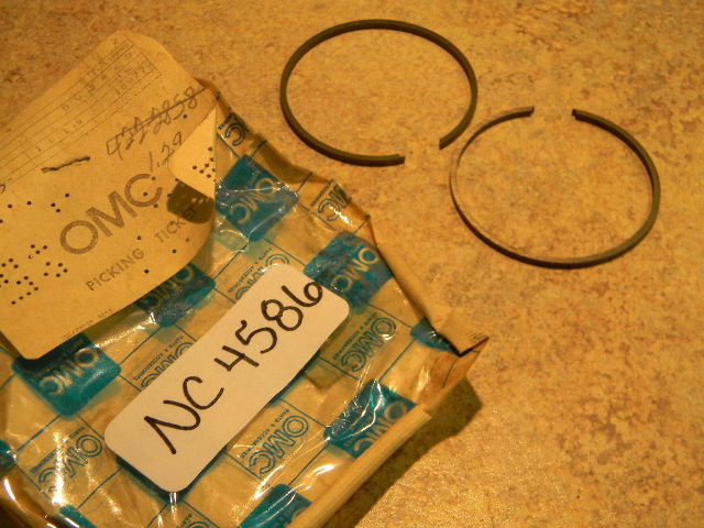 New Johnson Evinrude OMC Piston Ring Set