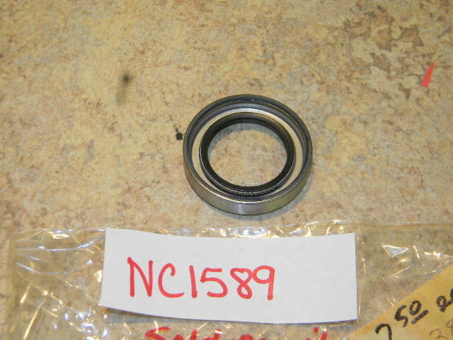 NOS Mercury Marine Outboard Water Pump Oil Seal