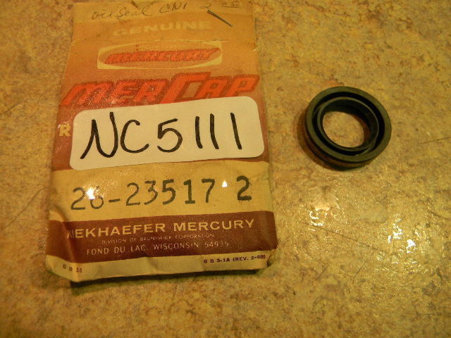 New Mercury Quicksilver Bearing Carrier Oil Seal