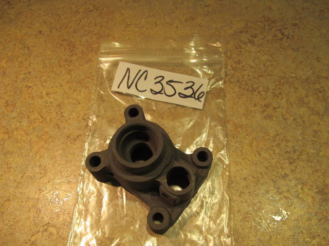 NEW NOS Johnson Evinrude Impeller Housing 318875