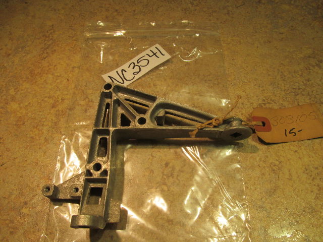 NEW Johnson Evinrude Vintage Bracket 303105