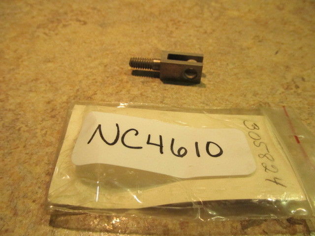 New Johnson Evinrude OMC Shift Lever Shaft Clevis 305824