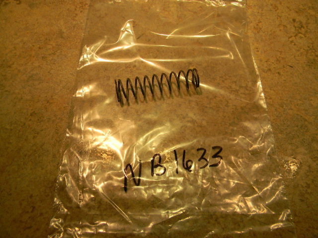Johnson Evinrude OMC Shift Detent Spring 325583 New