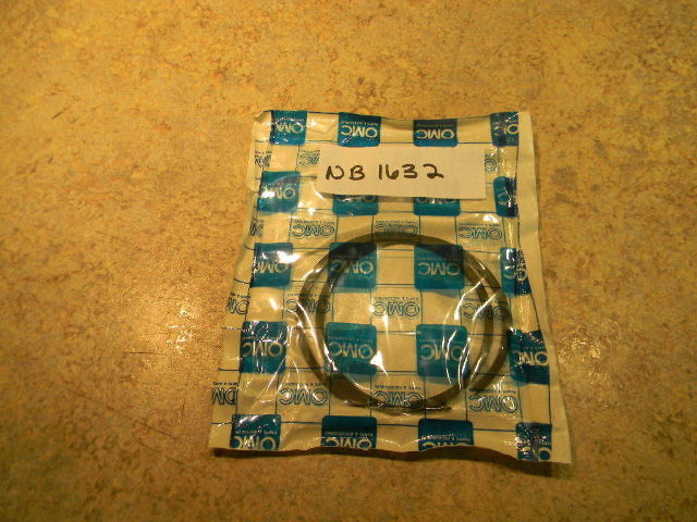 Johnson Evinrude OMC Ring Set New In Package 162430