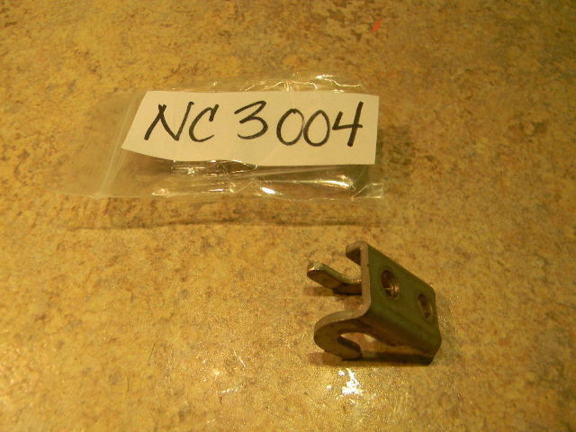 NEW Johnson Evinrude Vintage Clamp 303241