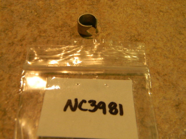 New Johnson Evinrude OMC Clamp 303473