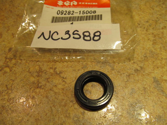NEW NOS Suzuki 2006-2010 DF 25 Upper Oil Seal 09282-15008