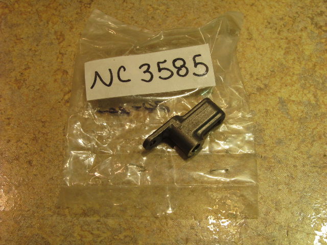 NEW NOS Suzuki 79-2001 DT 75-140 Release Hook 61641-95500
