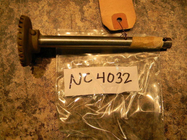 New Johnson Evinrude OMC Vintage Propeller Shaft and Gear 277362