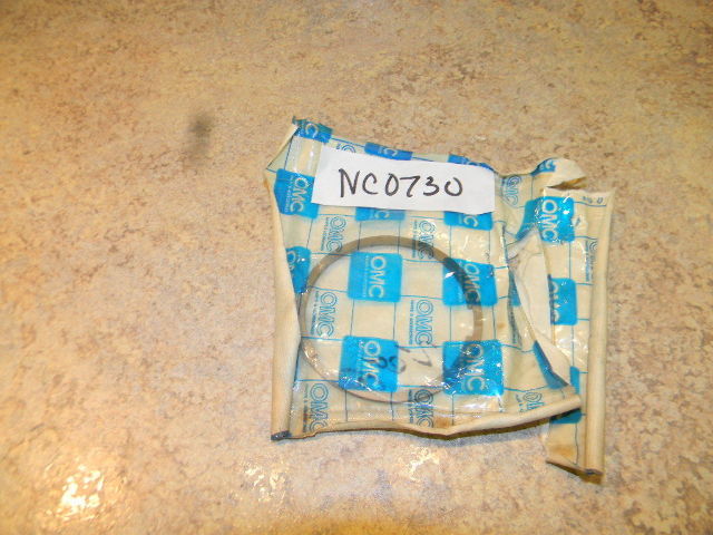 NOS Johnson Evinrude and OMC Standard Piston Float Ring Set 383473