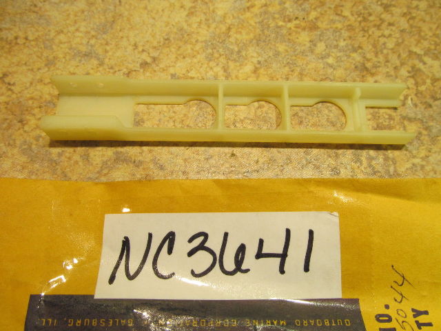 NEW NOS OMC Johnson Evinrude 68-70 Yoke 205044