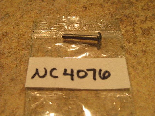 New Johnson Evinrude OMC Rivet 301832