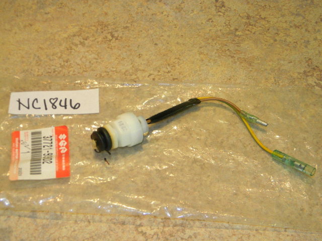 NOS Suzuki Marine Outboard Neutral Switch Assembly 37721-93902
