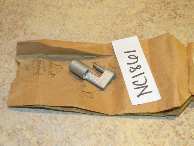 NOS OMC Johnson Evinrude Outboard Lever and Pin Assembly 379195