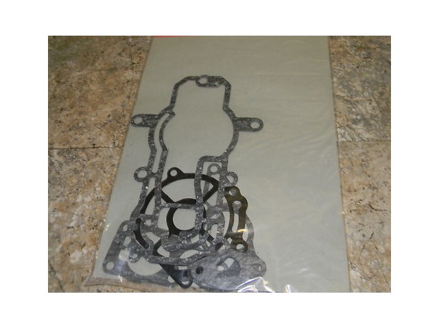 11400-98881 11400-98884 Suzuki 1985-1987 Powerhead Gasket 4 HP 2 Stroke OEM