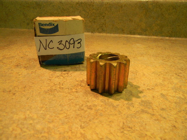 NEW Johnson Evinrude Starter Pinion Gear 307784
