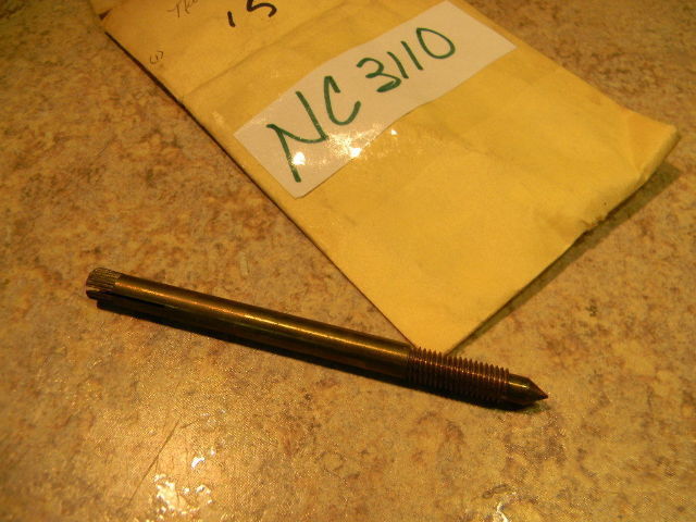 NEW Johnson Evinrude Needle Valve 303159