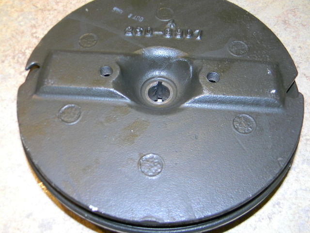 8908A2 818540A4 Mercury 1986-1994 Manual Flywheel 9.9 15 HP 2 Cyl