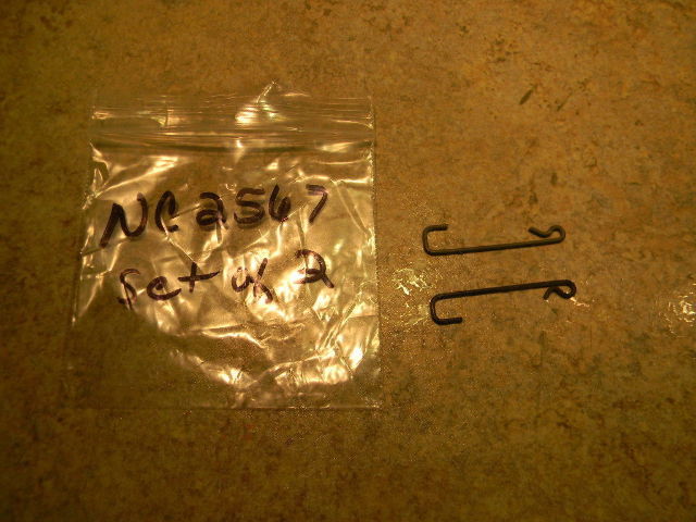Johnson Evinrude OMC New 1971-01 Link Spring Set of 2 203700
