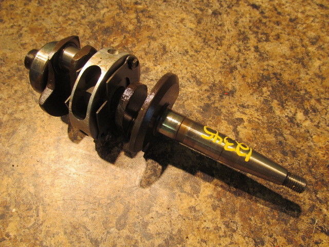 2224 421-2224 Mercury 1970-1975 Crankshaft Assembly 7.5 (75) 9.8 (110) HP 2 Cyl