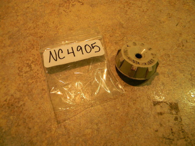 New Johnson Evinrude OMC High Speed Knob 203599