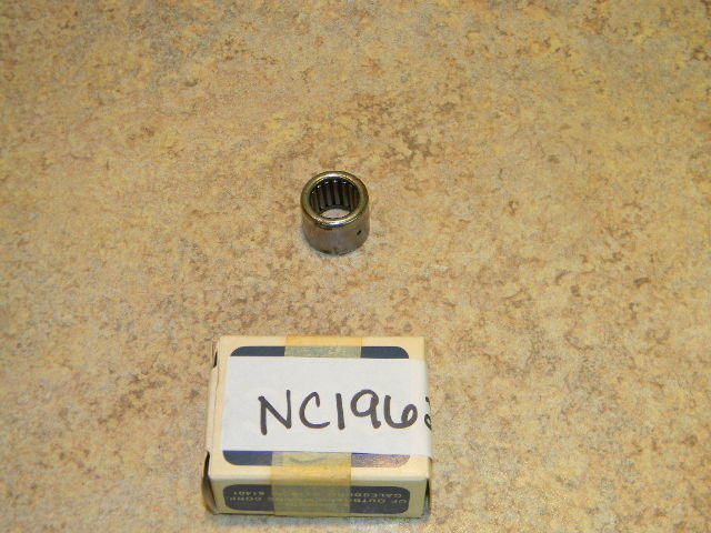 NOS OMC Johnson Evinrude Outboard Driveshaft Bearing Assembly 386014