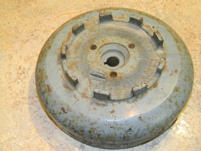 6105A9 Mercury 1979-1985 Manual Flywheel 7.5 (75) 9.8 (110) HP 2 Cylinder