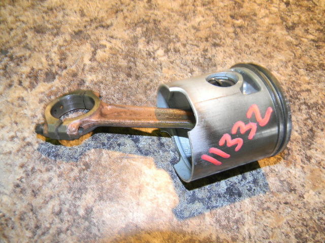 Mercury Piston and Connecting rod 821968A3 1994-1998 15 20 25 HP
