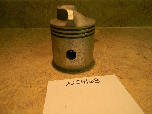 New Johnson Evinrude OMC Piston 375781