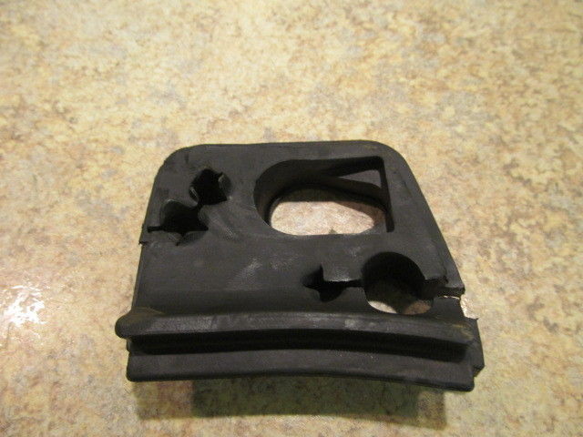 Mercury Fuel End Seal 1991-1996 50 55 60 hp 813606