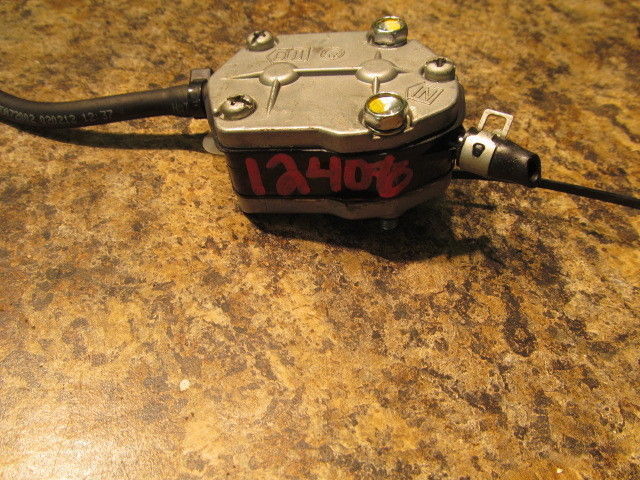 Suzuki Fuel Pump 1977-1988 DT 20 25 30 40 15100-94301