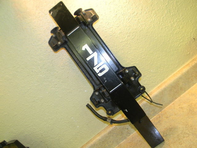 Merury rear cowl bracket assembly for 135 150 175 200 HP V6