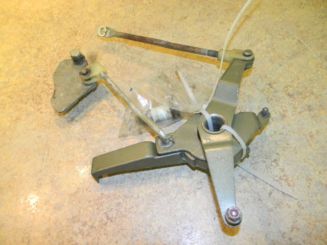 1972-1977 Johnson Evinrude Throttle Lever Assembly 318251 0318251 65 70 75 HP