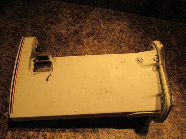 Johnson Evinrude 1981-1988 9.9hp 15hp Exhaust Housing Short Shaft 391578