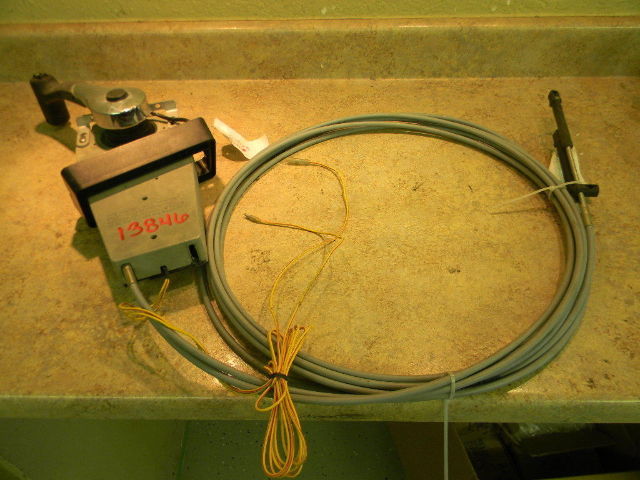 Mercury Marine Control Box with 16 Foot Cables