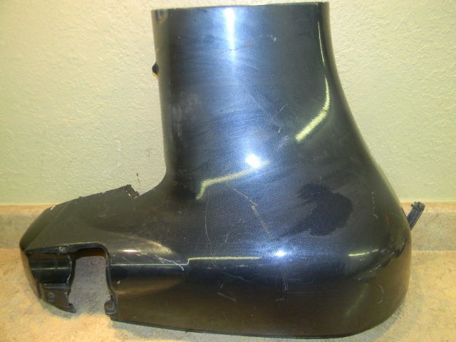 438488 Johnson Evinrude 1997-2006 Starboard Lower Engine Cowling 75 90 105 + HP