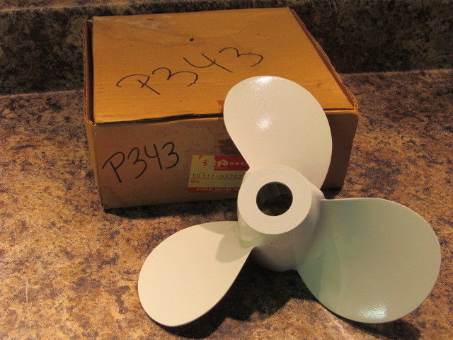 NEW Suzuki Propeller 58111-93782-01T 6 8 9.9 20 25 HP 9x10