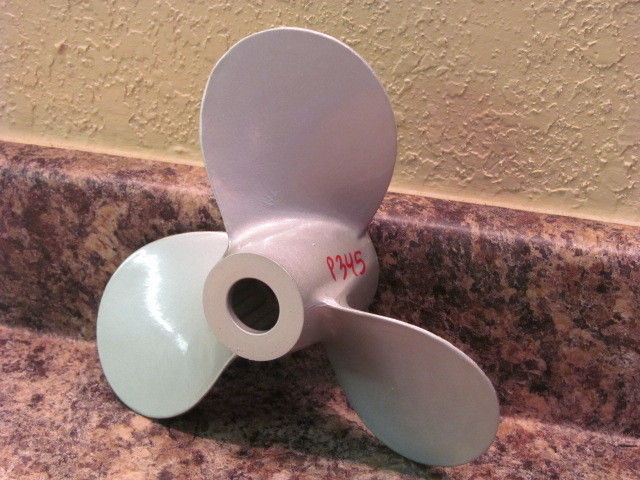 Suzuki Propeller 58111-96131-01T 6 8 9.9 20 25 HP 9X8 Prop