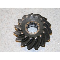 Mercury outboard Pinion Gear 43-98647 From 1980 225 HP V6
