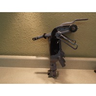5000697 438298 Johnson Evinrude 1997-2001 Swivel Bracket & Steering Arm 25 35 HP