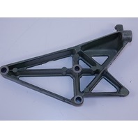 Johnson Evinrude Port Bracket 305077 1968-1986 33 40 HP