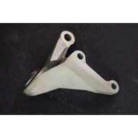 313840 Johnson Evinrude 1968-2001 Engine Cover Bracket Starboard Side 40 50+ HP