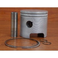 Wiseco Piston 3011P2 .020 Port Replaces Johnson Evinrude 1996-97 28 HP Jet