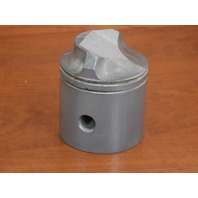 NEW Johnson Evinrude Piston Standard 1971-1986 40 HP 384692