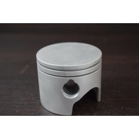 435547 Johnson Evinrude 1994-01 Piston Standard 40 50 60 65 70 HP REFURBED