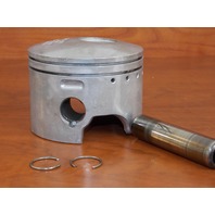 Johnson Evinrude Piston Stbd .030 OS 1997-1999 90 115 150 175HP 439528 C# 439866