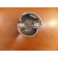 Yamaha Piston STD Starboard 2001-2015 150 HP 64D-11631-02-90