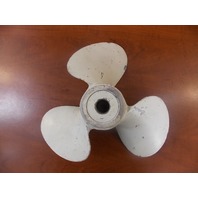 Used Chrysler 13 X 15 Propeller and Nose Cone 1976 & Earlier 75-140HP A372262