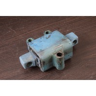 Johnson Evinrude Upper Rubber Mount 387098 1976-1984 150 155 175 185 200 235 HP