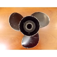 Mercury Propeller 10-7/8x11 1977-UP  25 30 35 40 45 50 55 60 70 75HP 85632A40